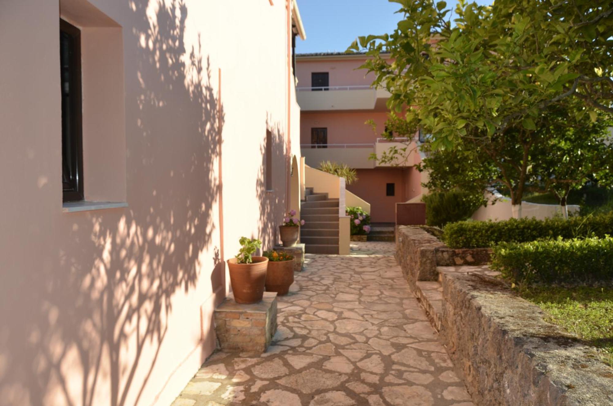 Penelope Apartment Hotel Dassia  Buitenkant foto